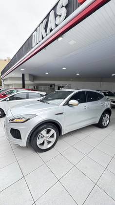 JAGUAR E-PACE 2.0 16V P250 GASOLINA TURBO R-DYNAMIC SE AWD AUTOMÁTICO JAGUAR E-PACE 2.0 16V P250 GASOLINA TURBO R-DYNAMIC SE AWD AUTOMÁTICO